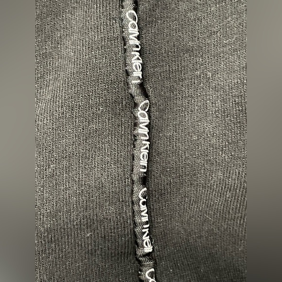 Calvin Klein Women's Full Zip Hoodie *Great Condition*. Size XL - Picture 3 of 8